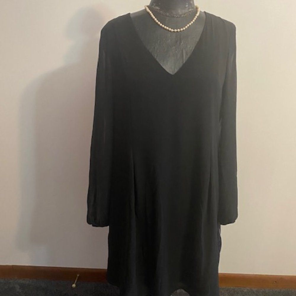 INC International Concepts Black V-Neck front back, sheer sleeves, size M - Picture 1 of 5
